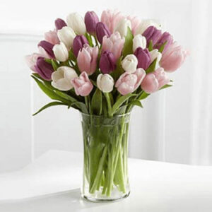 54790_painted-skies-tulip-bouquet