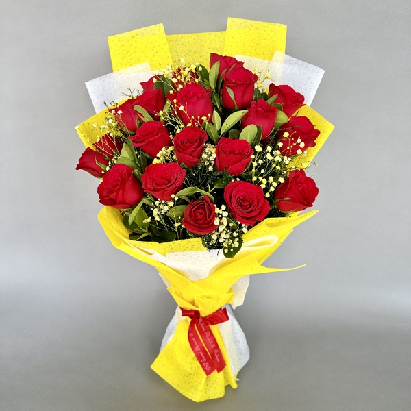 Red Rose Flower Bouquet